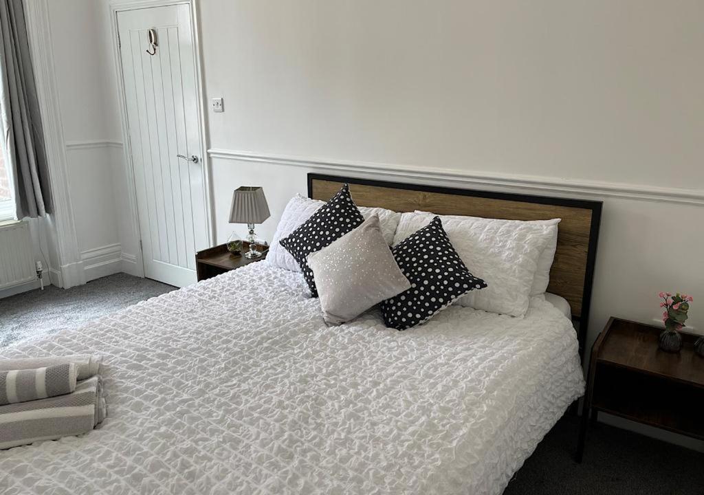Ferienwohnung 34 One Lytham St Annes Exterior foto